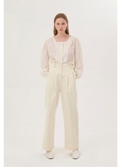High-Waisted Pleated Linen Trousers with Wide-Leg Cut and Tailored Fit for Elegant Styling