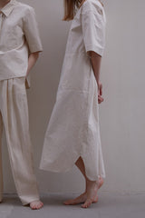 Oversized Linen Midi Dress with Elbow-Length Sleeves and Adjustable Waist Tie Detail