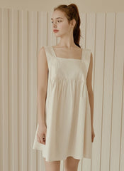 Sleeveless Linen Mini Dress with Square Neckline and Gathered Waist for Feminine Charm