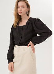 Square Neck Linen Blouse with Voluminous Sleeves and Front Button Closure for Elegant Style