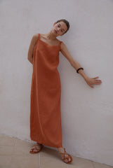 Sleeveless Linen Maxi Dress with Square Neckline and Back Slit for Warm Weather Styling
