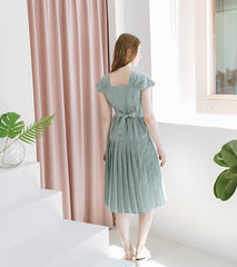 Flared Midi Linen Dress with Pleated Skirt and Cap Sleeves for Elegant Summer Outfits
