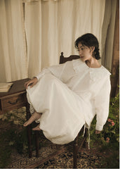 Blusa Teresa de lino y algodón con cuello puritano y manga larga