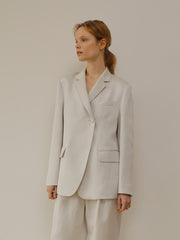 Tailored Linen Blazer Shirt With Structured Lapel And Pocket Detailing