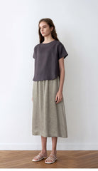 Boxy Short-Sleeve Linen Blouse With Boat Neckline And Back Yoke For Relaxed Structure