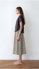 Boxy Short-Sleeve Linen Blouse With Boat Neckline And Back Yoke For Relaxed Structure
