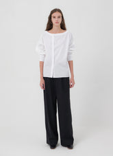 Relaxed Fit Button-Down Linen Blouse With Round Neckline And Long Sleeves For Effortless Style