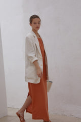 Relaxed Linen Blazer with Notched Lapel and Patch Pockets for Effortless Layered Looks