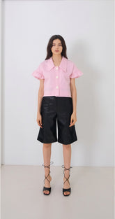 Short-Sleeve Linen Blouse With Oversized Collar And Ruffle Sleeve Hem