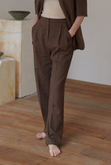 Half-Sleeve Linen Blazer with Minimalist Tailoring in Rich Brown for Elevated Casual Looks