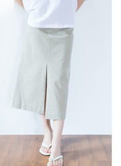 Relaxed Fit Linen Blouse with Back Button Detail and Wide Sleeves for Elegant Daily Wear