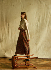 Relaxed Fit Long-Sleeve Linen Shirt with Point Collar and Soft Texture for Elegant Daily Wear