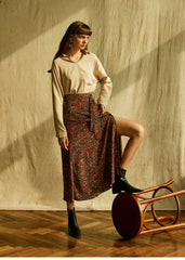 Relaxed Fit Long-Sleeve Linen Shirt with Point Collar and Soft Texture for Elegant Daily Wear