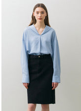 Relaxed Fit Linen Blouse With Wide Sailor Collar And Extended Cuffs For Timeless Elegance