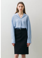 Relaxed Fit Linen Blouse With Wide Sailor Collar And Extended Cuffs For Timeless Elegance