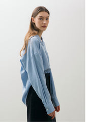 Relaxed Fit Linen Blouse With Wide Sailor Collar And Extended Cuffs For Timeless Elegance