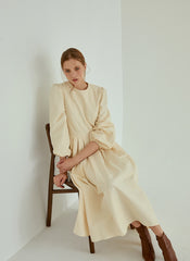 Elegant Pleated Midi Linen Dress With Long Sleeves And Tailored Fit For Effortless Grace