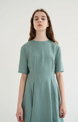 Short Sleeve Linen Blend Midi Dress with Tailored Seams and Flared Hemline Design