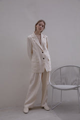 Tailored Women's Linen Blazer with Notch Lapel and Flap Pockets – Breathable Natural Fabric