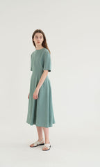 Short Sleeve Linen Blend Midi Dress with Tailored Seams and Flared Hemline Design
