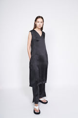 Sleeveless V-Neck Silk Dress with Relaxed Fit and Minimalist Aesthetic for Effortless Style