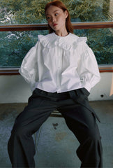 Tailored Linen Wide-Leg Trousers with Pleats and Waist Belt Detail