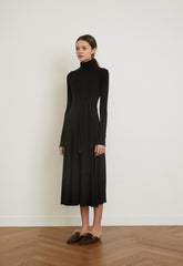 Cotton Midi Dress with Long Sleeves, High Neckline, and Draped Waist Tie for Elegant Fit