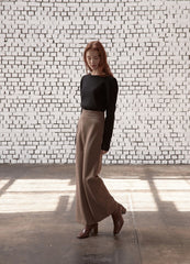 High-waisted wide-leg trousers for women made from breathable linen blend with clean tailored finish