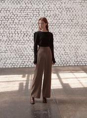 High-waisted wide-leg trousers for women made from breathable linen blend with clean tailored finish