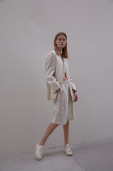 High-Rise Tailored Linen Shorts for Women with Relaxed Fit and Soft Textured Weave