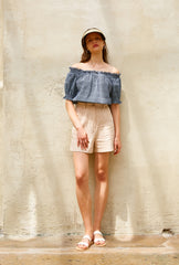 High-Waisted Linen Shorts With Tailored Seams And Minimalist Finish For Effortless Summer Style