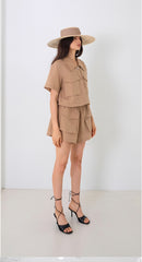 Short-Sleeve Linen Utility Shirt with Oversized Pockets and Collared Neckline