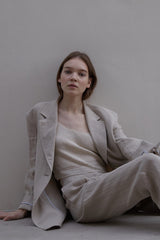 Tailored Women’s Linen Blazer with Soft Structure and Oversized Fit for Effortless Style