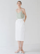 High-Waisted Midi Linen Skirt with Tailored Pleats and Clean Front Panel for Refined Summer Style