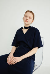 Chic V-Neck Linen Midi Dress with Belted Waist and Short Sleeves for Elegant Styling