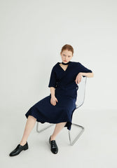 Chic V-Neck Linen Midi Dress with Belted Waist and Short Sleeves for Elegant Styling