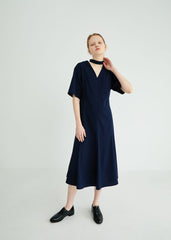 Chic V-Neck Linen Midi Dress with Belted Waist and Short Sleeves for Elegant Styling