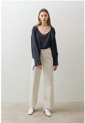 Breathable Linen Camisole Top with V-Neckline and Adjustable Straps for Effortless Summer Wear