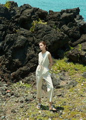 Sleeveless Linen Jumpsuit for Women with Drawstring Waist and Wide-Leg Fit – Breezy Summer Essential