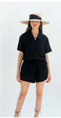 High-Waisted Linen Shorts With Oversized Utility Pockets And Elastic Waistband