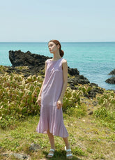 Sleeveless Pleated Hem Linen Dress for Women with Breezy Silhouette and Elegant Back V-Cut