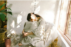 Vestido largo Elaine de lino y algodón con volantes