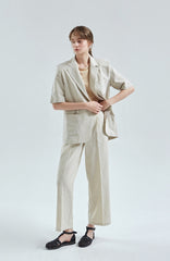 Tailored Short Sleeve Linen Blazer with Notched Lapel and Patch Pockets for Modern Elegance