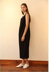 Sleeveless V-Neck Linen Midi Dress with Gathered Neckline and Relaxed Silhouette