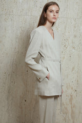Tailored Linen Blouse for Women with Structured Shoulders and Modern V-Neckline Cut