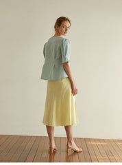 Women's Linen Blouse with Puff Sleeves and V-Neck Button Front – Lightweight Tailored Top