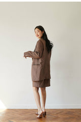 Oversized Linen Blazer with Structured Shoulders and Double Button Closure