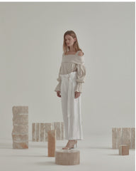 Round-Neck Linen Blouse With Three-Quarter Sleeves and Back Keyhole Detail