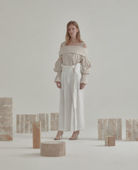 Round-Neck Linen Blouse With Three-Quarter Sleeves and Back Keyhole Detail