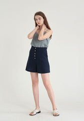 High-Waisted Tailored Linen Shorts with Button Detailing and Comfortable Fit